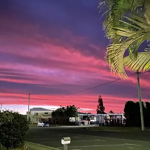 https://aaok-riverdale-caravan-park.queenslandhotels.net